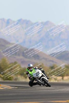 media/Mar-10-2024-SoCal Trackdays (Sun) [[6228d7c590]]/3-Turn 14 (1020am)/